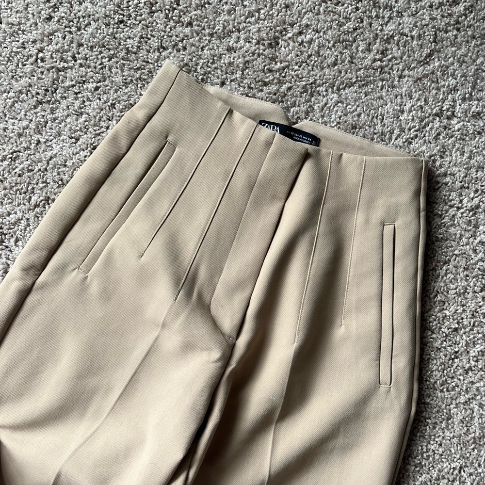 Zara high-wasted pants size XS